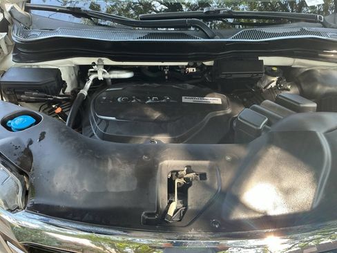 Used 2017 Honda Pilot Elite image 30