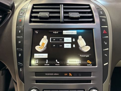 Used 2017 Lincoln MKZ Black Label w/ Technology Package AWD/4WD image 17