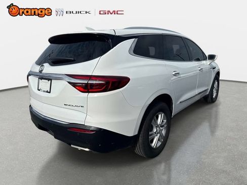 Used 2019 Buick Enclave Essence FWD image 3