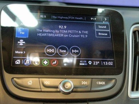 Used 2023 Chevrolet Malibu LT FWD image 24