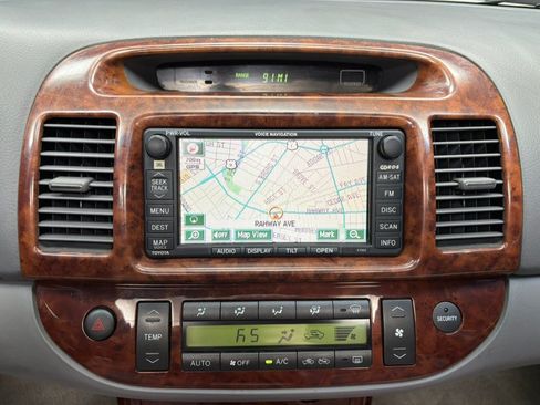 Used 2006 Toyota Camry XLE FWD Sedan 3.0L 6-Cyl image 40