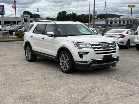 Used 2018 Ford Explorer Limited AWD/4WD image 1