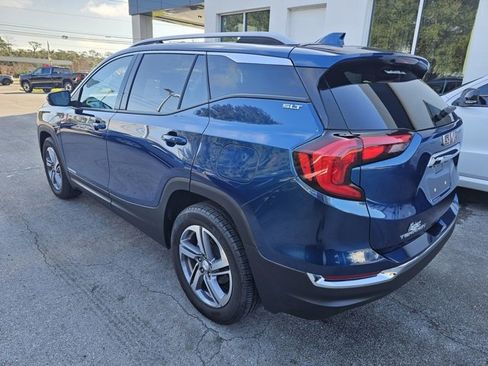 Used 2021 GMC Terrain SLT image 4