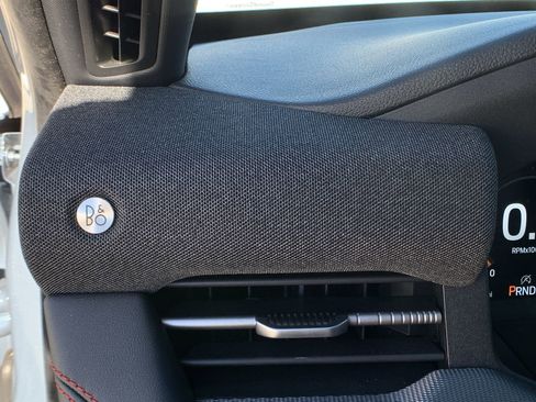 Used 2025 Ford Explorer ST-Line w/ Premium Package image 20