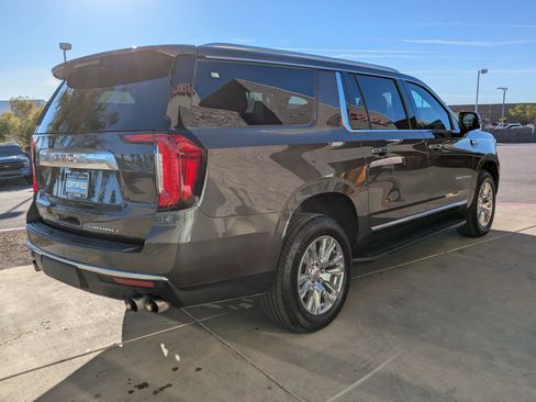 Certified 2021 GMC Yukon XL Denali image 5
