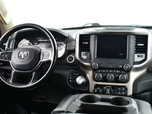 Used 2021 RAM 1500 Laramie AWD/4WD image 8