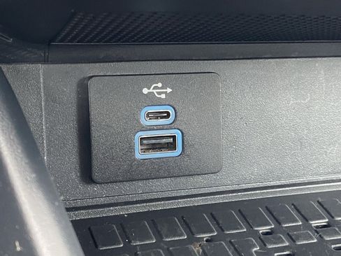 Used 2024 Ford Mustang Premium image 22