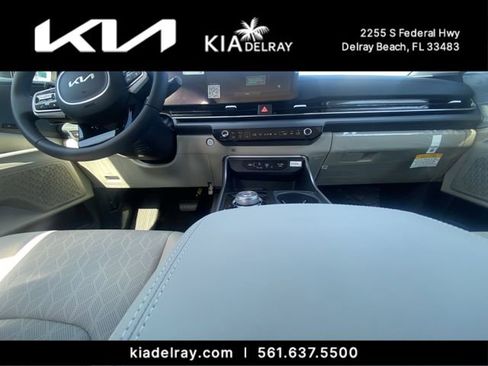 New 2026 Kia Carnival SX FWD image 12