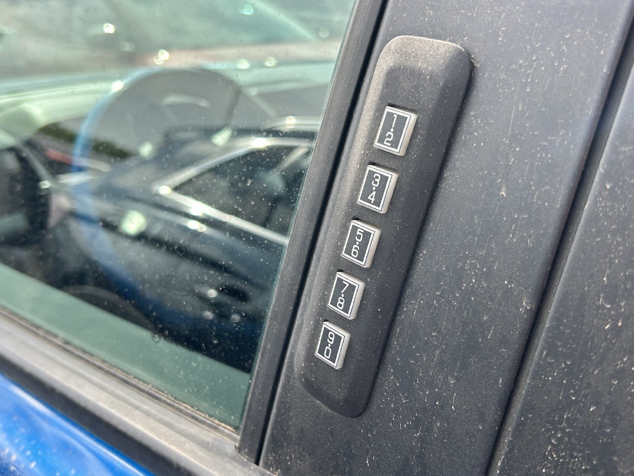 Used 2022 Ford Maverick XLT FWD image 12