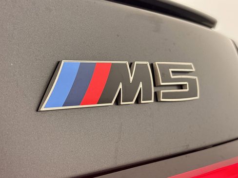 Used 2026 BMW M5 w/ Executive Package image 36