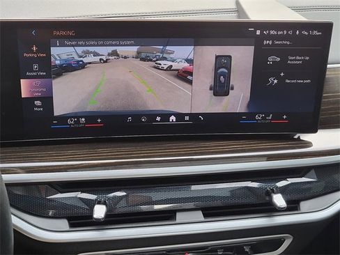 Used 2024 BMW X7 xDrive40i image 28