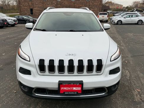 Used 2018 Jeep Cherokee Limited image 8