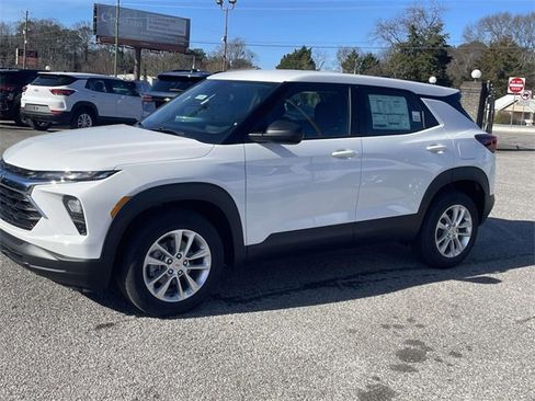 New 2026 Chevrolet TrailBlazer LS image 6
