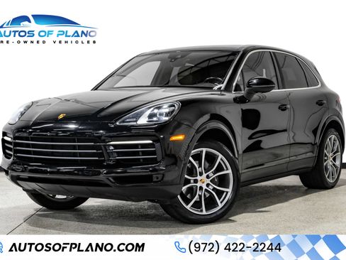 Used 2019 Porsche Cayenne Sport Utility 4D image 1