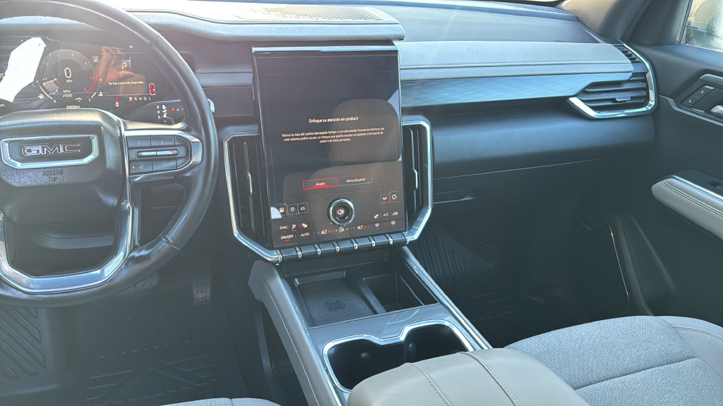Certified 2025 GMC Acadia Elevation w/ Black Edition FWD image 15
