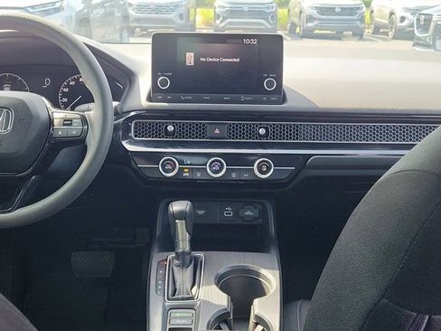 Used 2023 Honda Civic LX image 5
