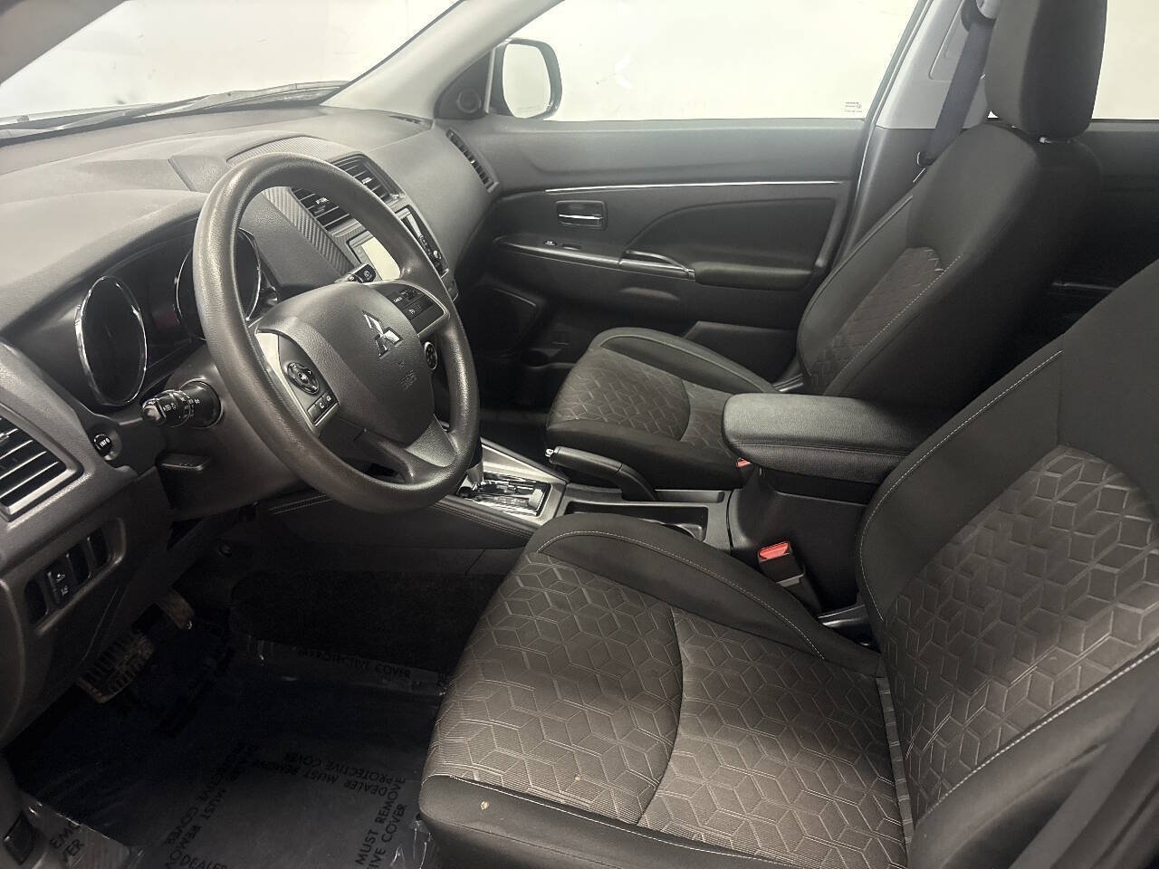 Used 2022 Mitsubishi Outlander Sport ES FWD image 6