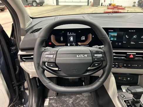 New 2026 Kia Sportage EX w/ EX Panorama Roof Package image 12