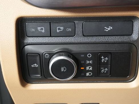 Certified 2023 Ford F450 Lariat AWD/4WD image 21