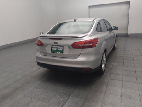 Used 2018 Ford Focus Titanium FWD image 9