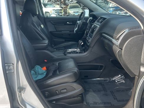 Used 2015 GMC Acadia SLT image 8