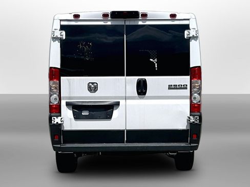 Used 2025 RAM ProMaster 2500 w/ U-Haul Equipment Group FWD image 4