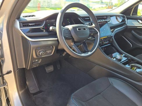 Used 2022 Jeep Grand Cherokee Trailhawk AWD/4WD image 21