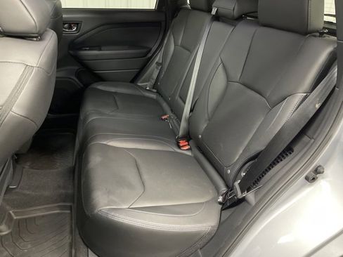 Certified 2025 Subaru Forester Limited image 21