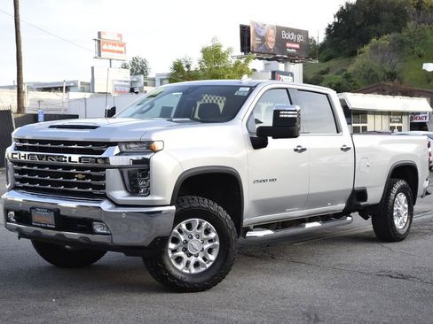 Used 2020 Chevrolet Silverado 2500 LTZ w/ LTZ Convenience Package image 2