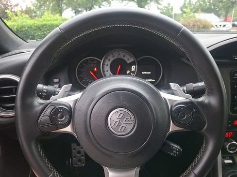 Used 2020 Toyota 86 RWD image 20