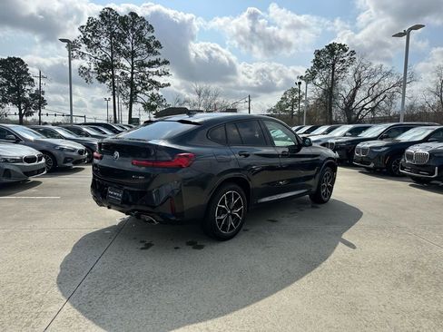 Certified 2025 BMW X4 xDrive30i image 3