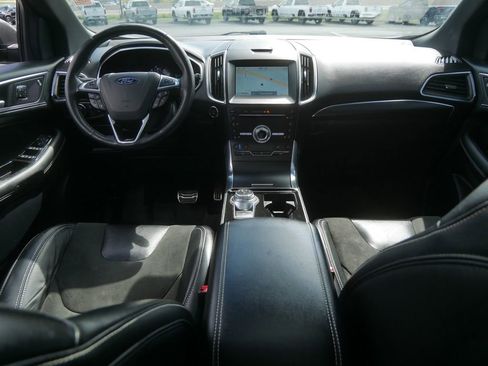 Used 2019 Ford Edge ST w/ Equipment Group 401A AWD/4WD image 19