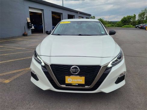 Used 2022 Nissan Altima 2.5 SR image 3