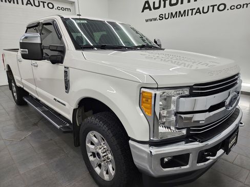 Used 2017 Ford F250 Lariat w/ Lariat Ultimate Package image 2