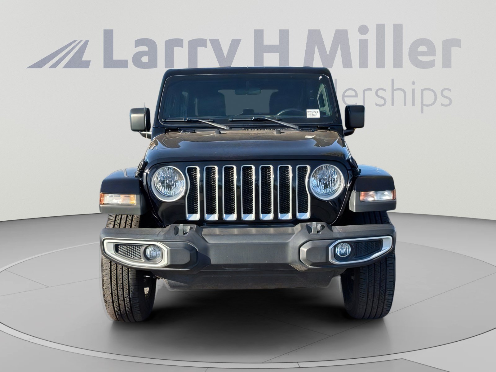 Used 2021 Jeep Wrangler Unlimited Sahara w/ Safety Group AWD/4WD image 9