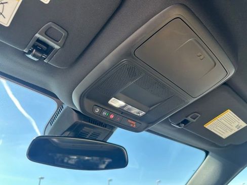 New 2026 Chevrolet Equinox ACTIV AWD/4WD image 13