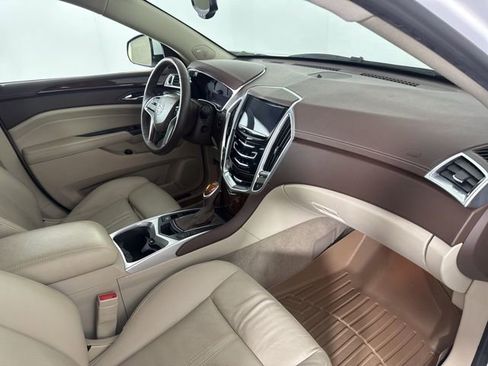 Used 2015 Cadillac SRX Luxury w/ Driver Awareness Package image 17