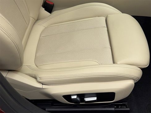 Used 2022 BMW i4 eDrive40 w/ Premium Package image 49