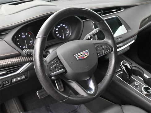 Certified 2023 Cadillac XT4 Sport image 14