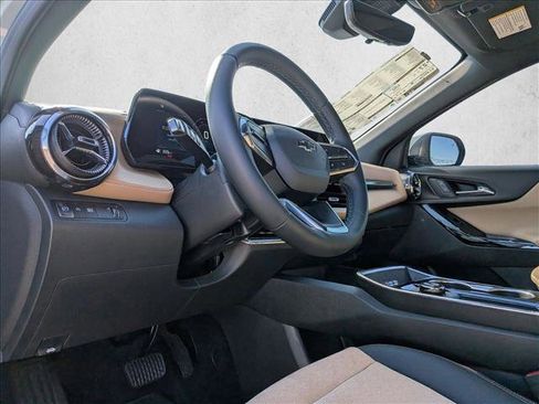 New 2026 Chevrolet Equinox ACTIV w/ Safety and Technology Package image 9