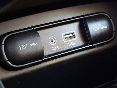 Certified 2020 Kia Sorento LX image 22