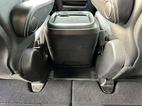 Used 2021 Chrysler Pacifica Touring-L w/ S Appearance Package image 14