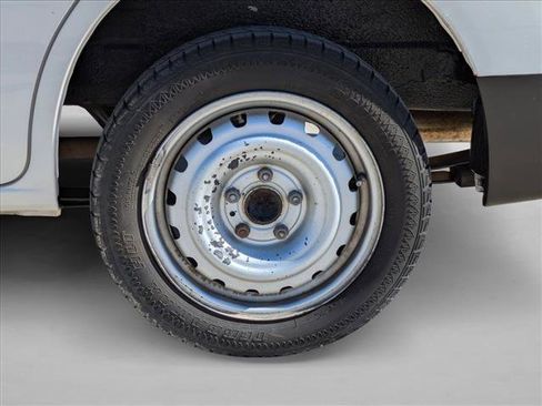 Used 2014 Nissan NV200 S image 23