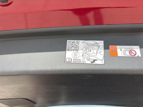 Used 2024 Toyota Grand Highlander Limited image 12