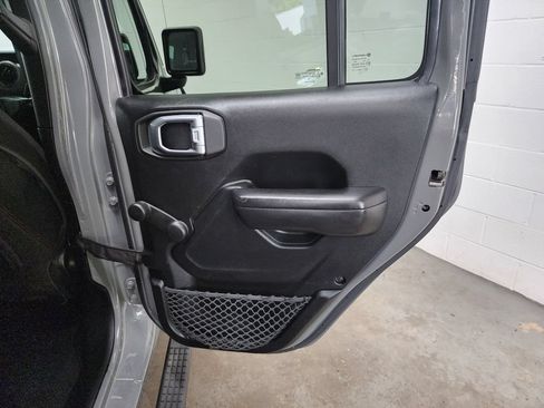 Used 2018 Jeep Wrangler Unlimited Sport AWD/4WD image 26