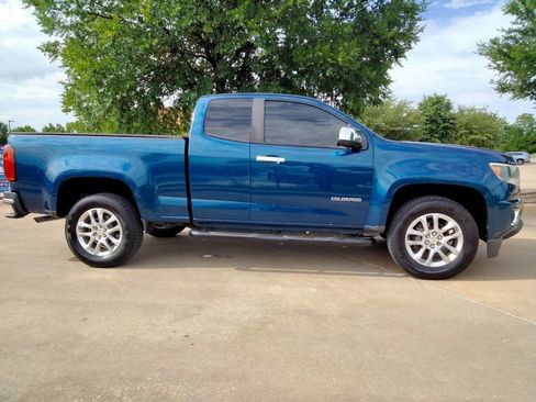 Used 2019 Chevrolet Colorado W/T image 4