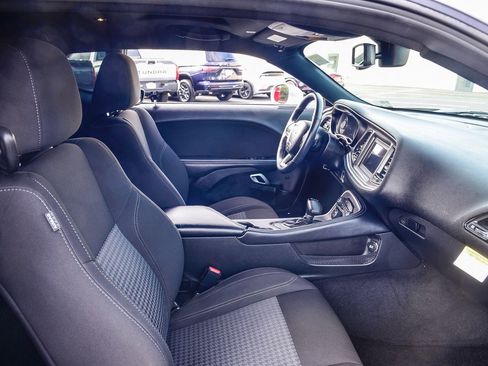 Used 2022 Dodge Challenger SXT w/ Blacktop Package image 20