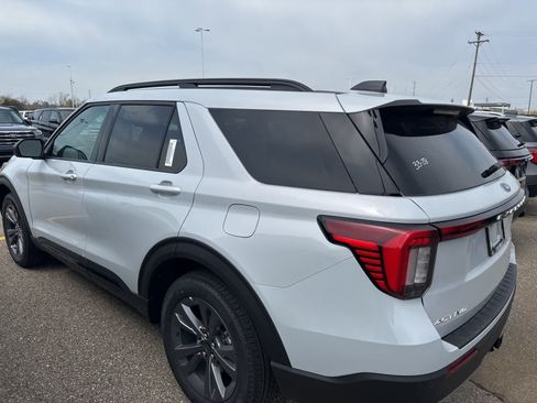 New 2026 Ford Explorer Active w/ Active Comfort Package AWD/4WD image 28