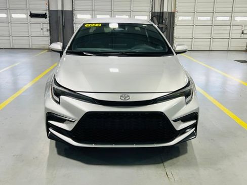 Used 2024 Toyota Corolla SE FWD image 12