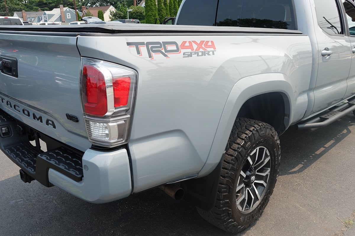 Used 2020 Toyota Tacoma TRD Off-Road AWD/4WD image 12